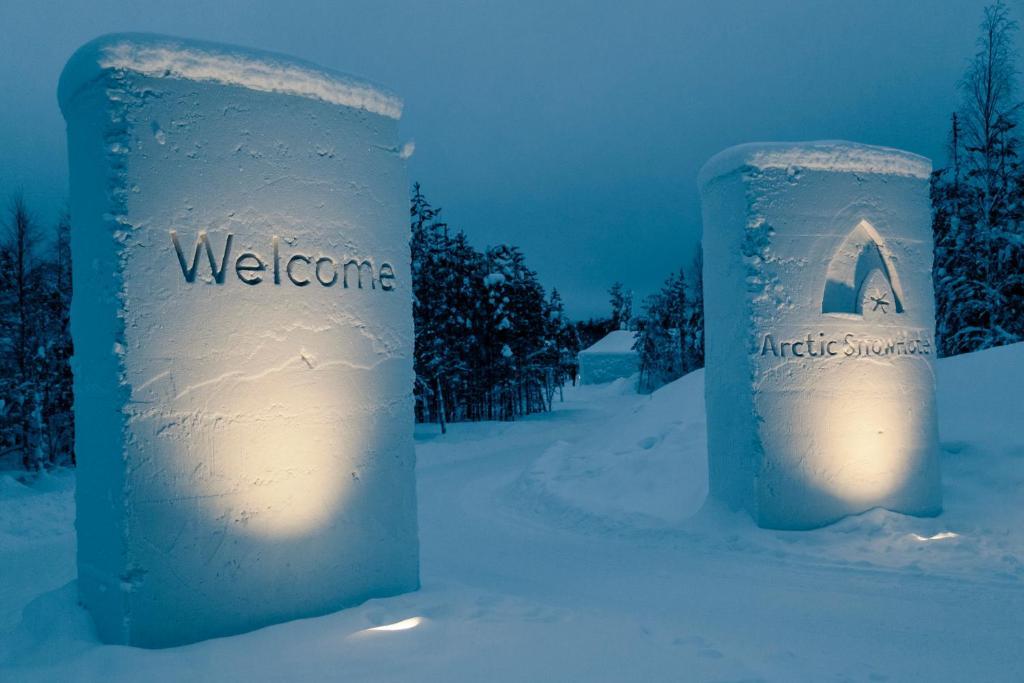 Arctic Snowhotel & Glass Igloos Sinettä Exteriér fotografie